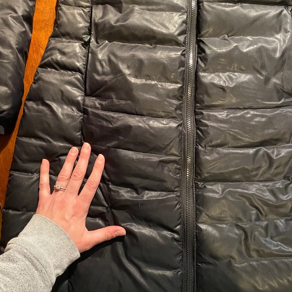 Canada Goose Camp Coat Size M - Picture 10 of 16